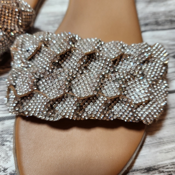 Womens Steve Madden Silver Sandals - Picture 3 of 6